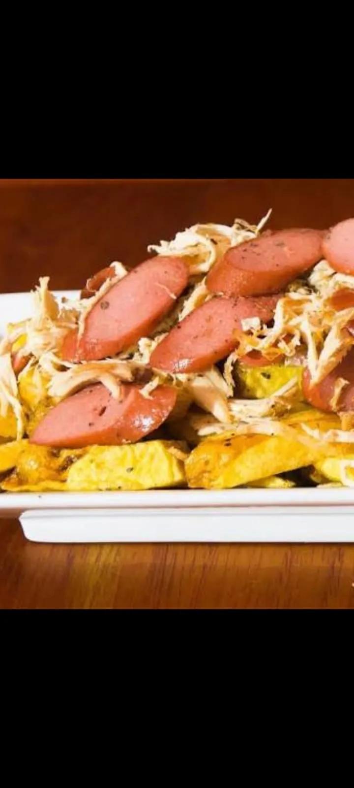 Salchipapa Especial